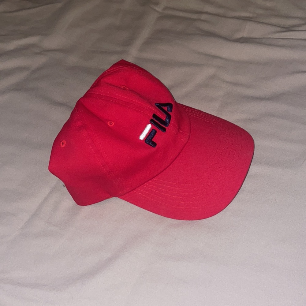 Red FILA hat - Picture 2 of 2